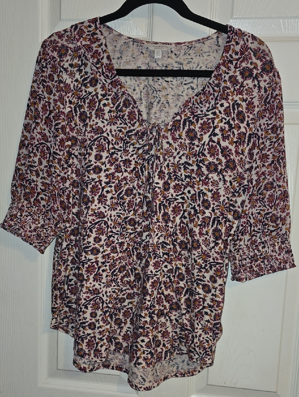 Lucky Brand Cream Floral Tie-Front Blouse with Purple & Brown‎ Accents